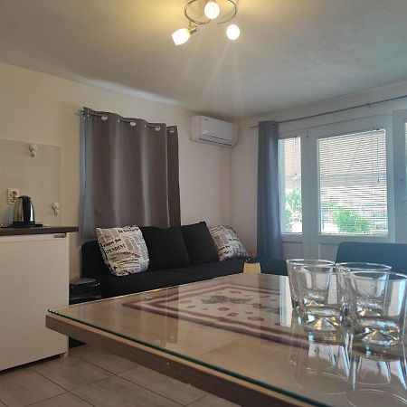 Apartman Luka Apartman Vodice Kültér fotó
