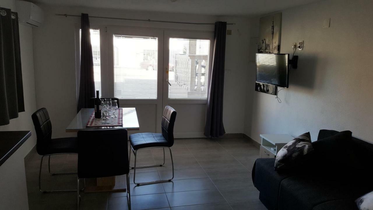Apartman Luka Apartman Vodice Kültér fotó