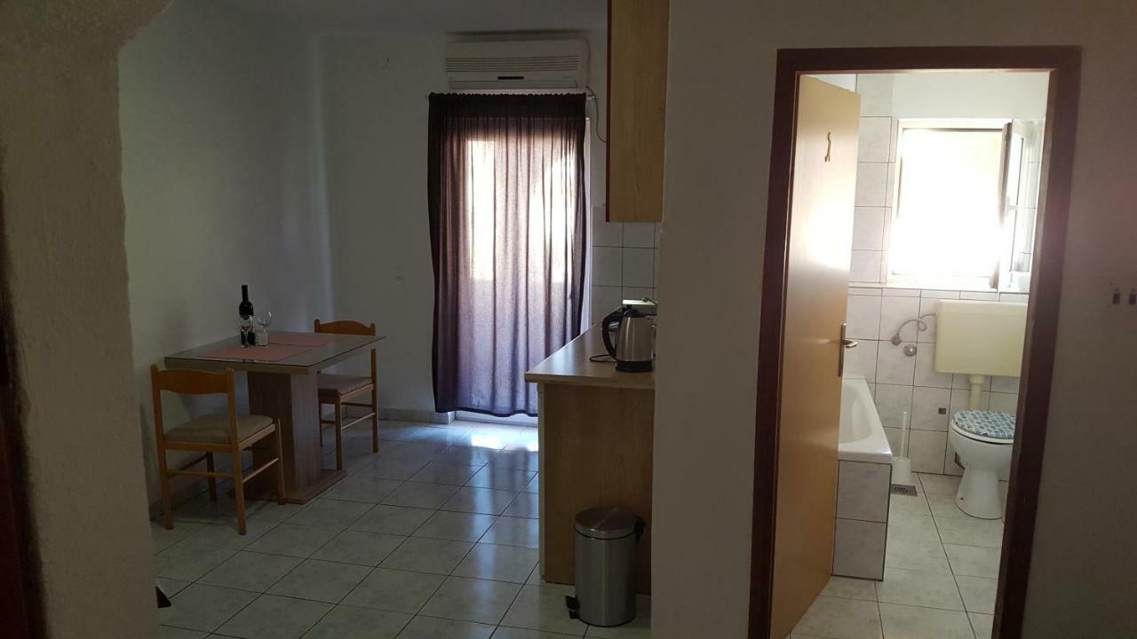 Apartman Luka Apartman Vodice Kültér fotó